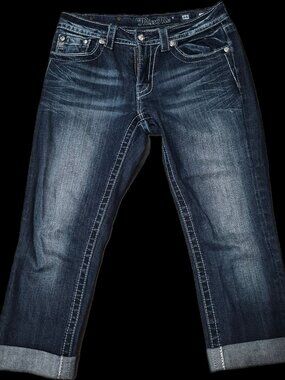 Miss Me Boyfriend Capris Size 25
